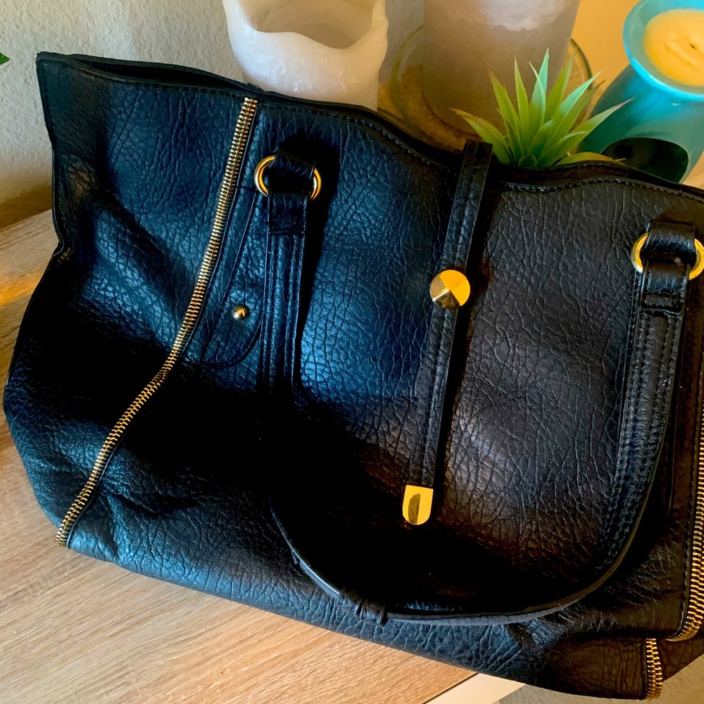 Jessica Simpson Oversized Black Purse